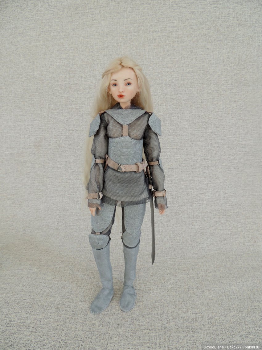 Жанна д’Арк. Фарфоровая кукла (фото 6)