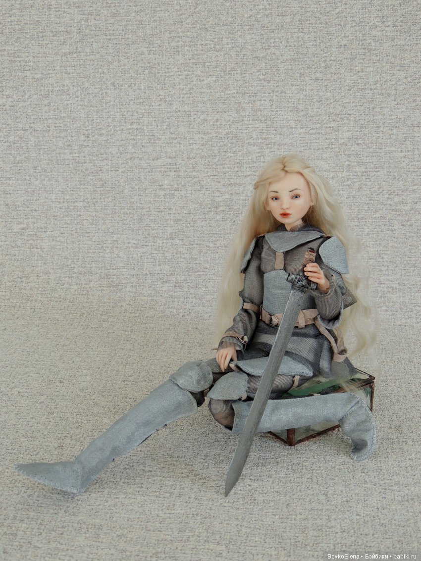 Жанна д’Арк. Фарфоровая кукла | Бэйбики Жанна д’Арк. Фарфоровая кукла (фото 5)