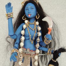 Богиня  Кали из фарфора