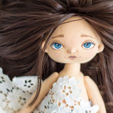 Почти белоснежка. Куколка Наташи Исенбаевой