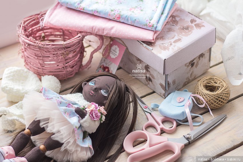 Текстильная негритяночка с гетерохромией от Наташи Исенбаевой