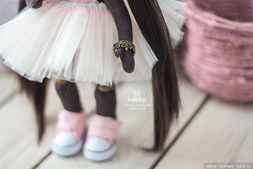 Текстильная негритяночка с гетерохромией от Наташи Исенбаевой