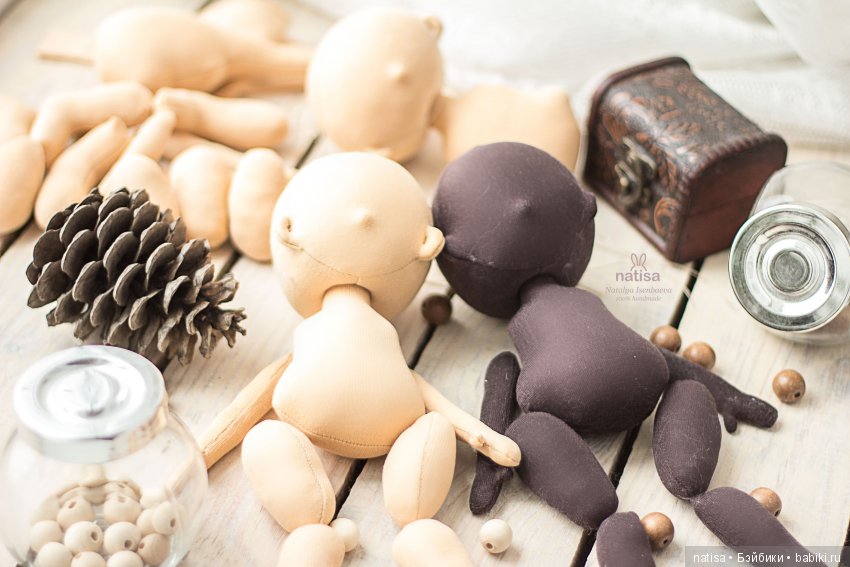 Текстильная негритяночка с гетерохромией от Наташи Исенбаевой