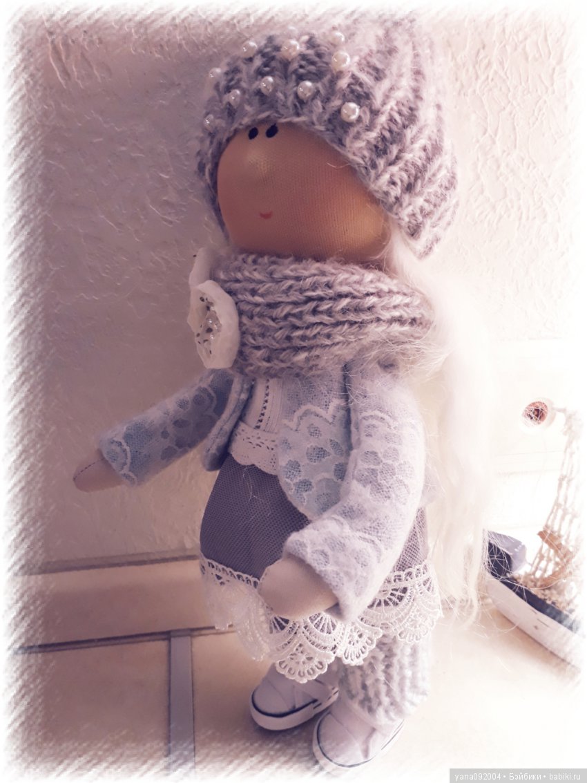 Новенькая Лина. Авторская текстильная кукла (фото 3)