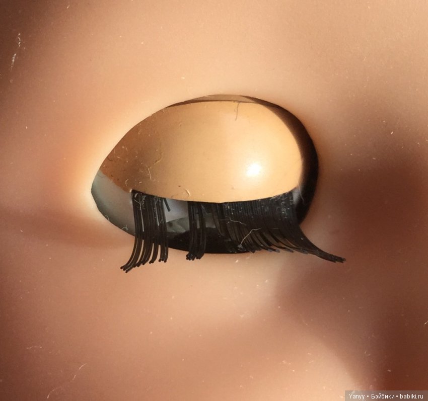 Прошу помочь подклеить реснички на "спящих" глазках (фото 2)