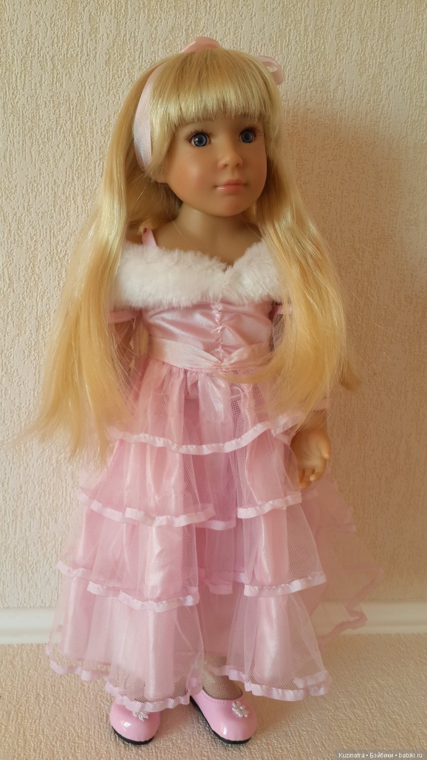 Kidz'n'Cats. Лена и Принцесса в розовом