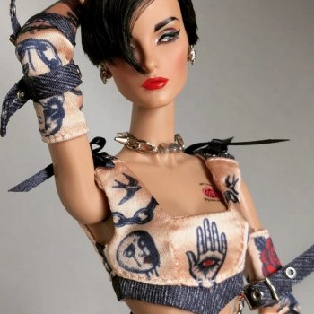 Дерзкая роскошь: Элиз в наряде от b.8con