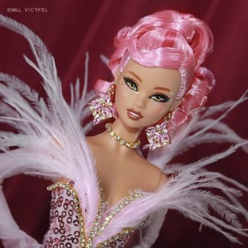 Розовое сияние Лиссабона: Radiant Pink Barbie