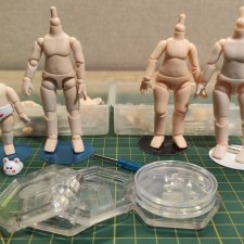 Лот из четырех шарнирных тел.