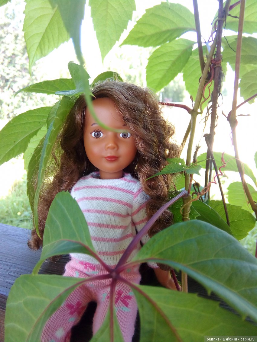 Джой на даче в обновках — Куклы Kathe Kruse (Кате/Кэте Крузе): фото