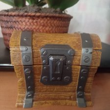 Сундучок для кукольного интерьера