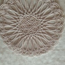 Очаровательная салфетка для кукольного рукоделия