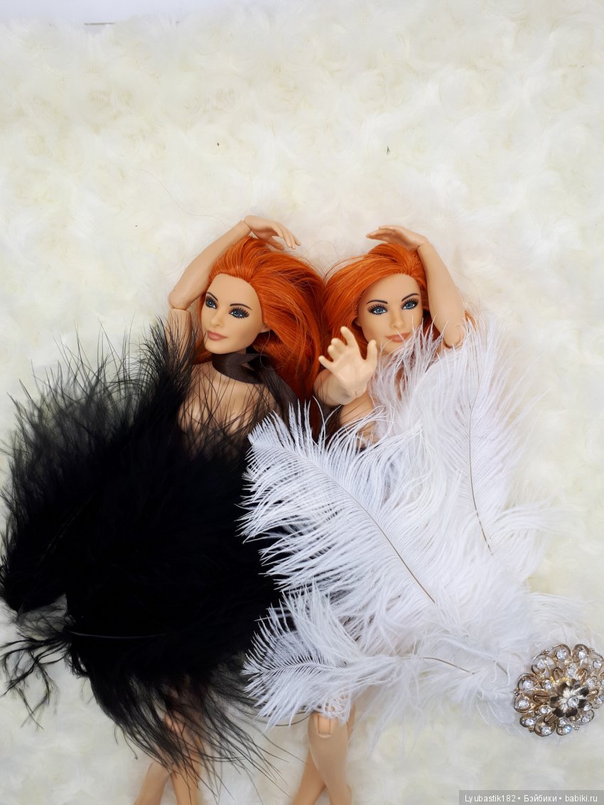 Не надо стесняться, дамы в перьях