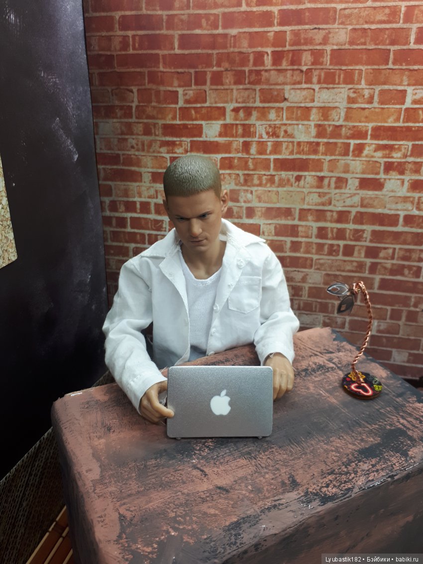 Жизнь в городе N. Практикантка