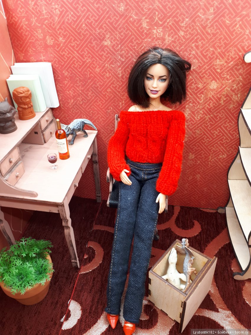 Жизнь в городе N. Скелет в ящике стола