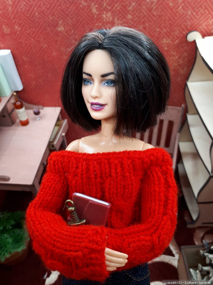 Жизнь в городе N. Скелет в ящике стола