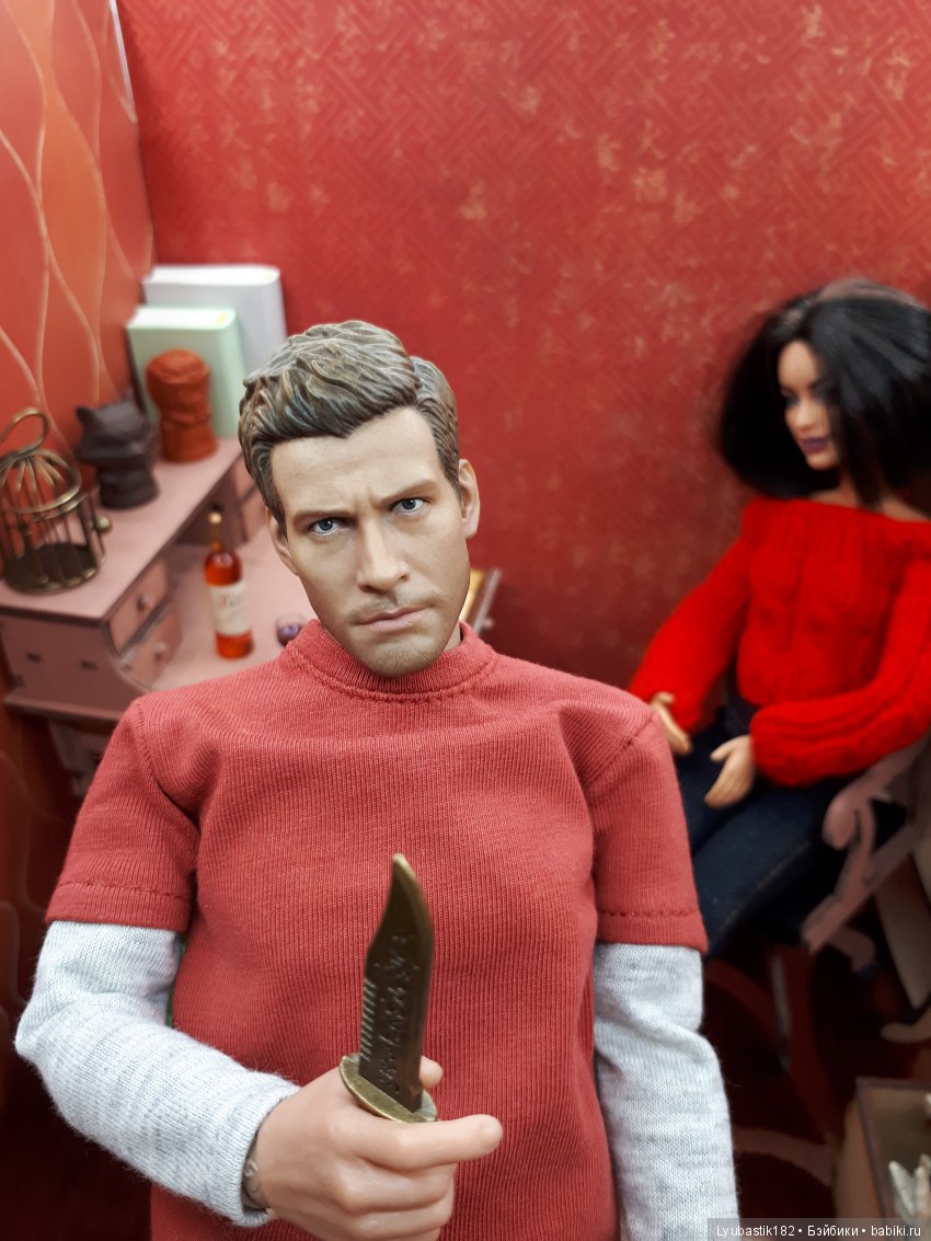 Жизнь в городе N. Скелет в ящике стола