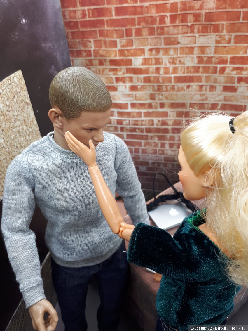 Жизнь в городе N. Сувениры