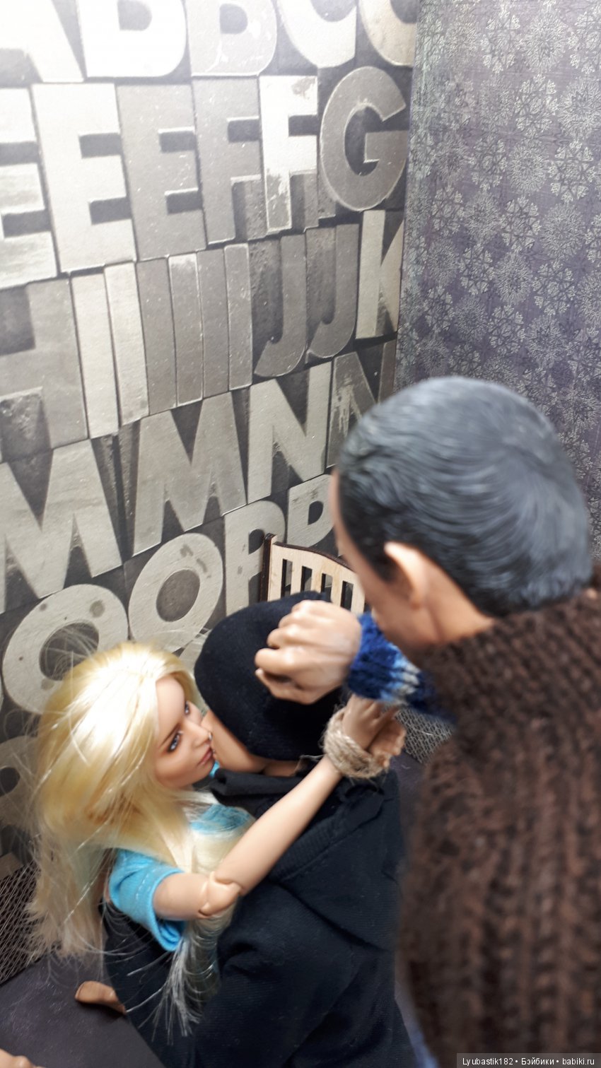 Жизнь в городе N. В плену