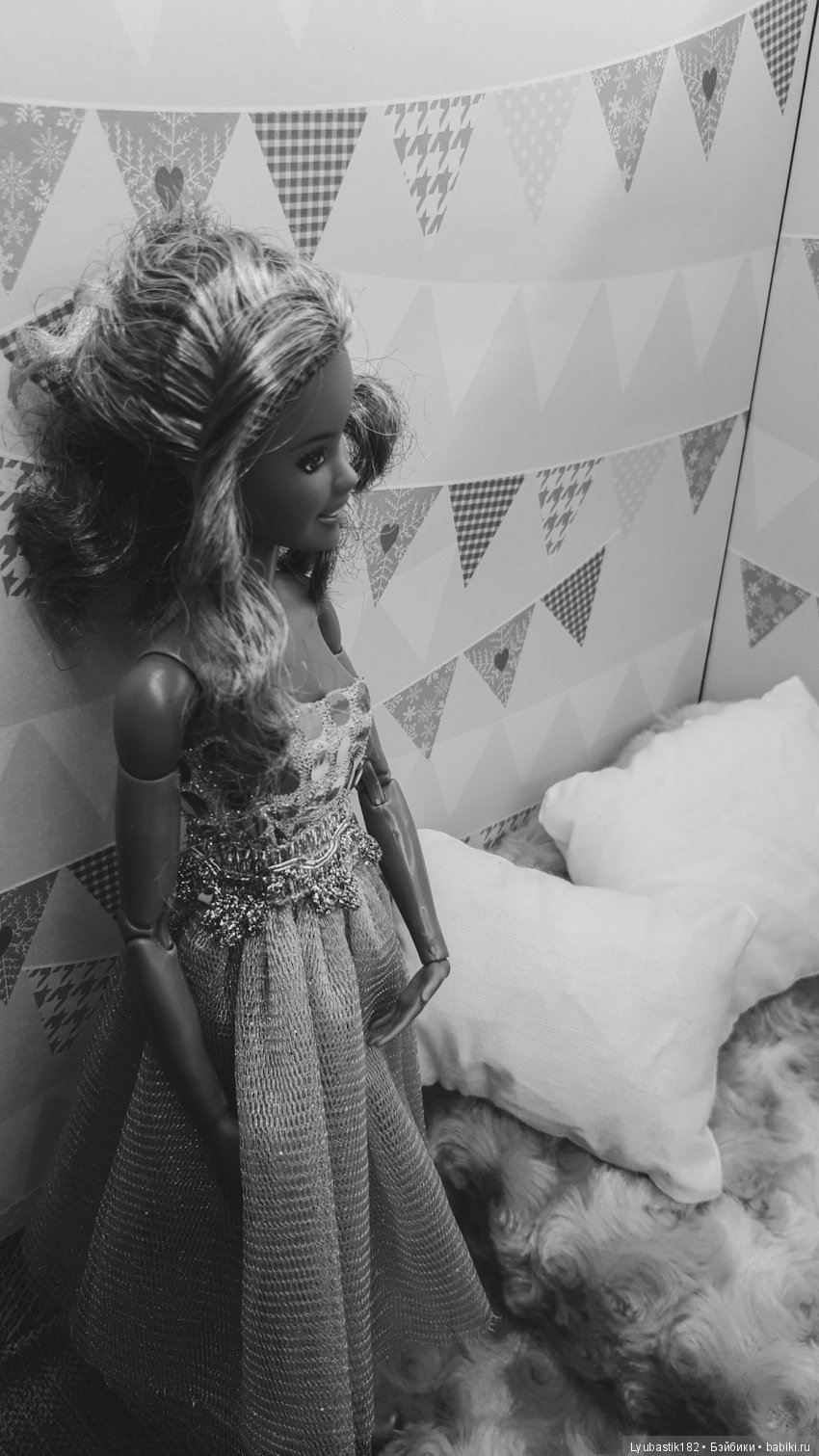 Жизнь в городе N. Десять негритят. Часть первая