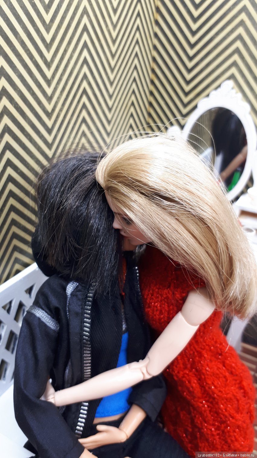 Жизнь в городе N. Спасение утопающих