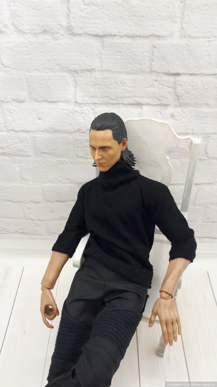 Жизнь в городе N. Краткий путеводитель по героям