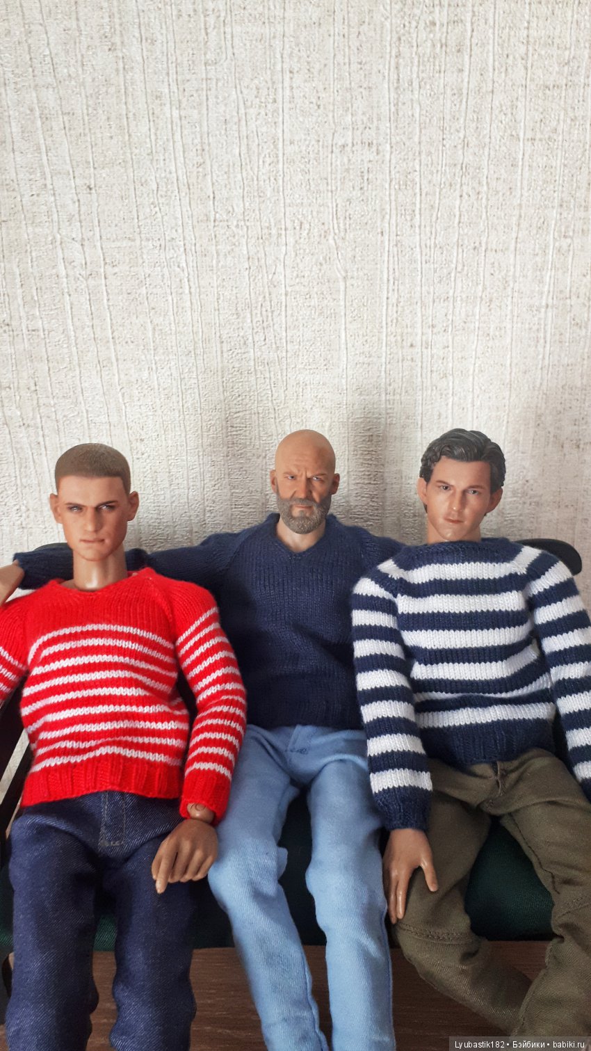 Семья в свитерах — Коллекционные экшн