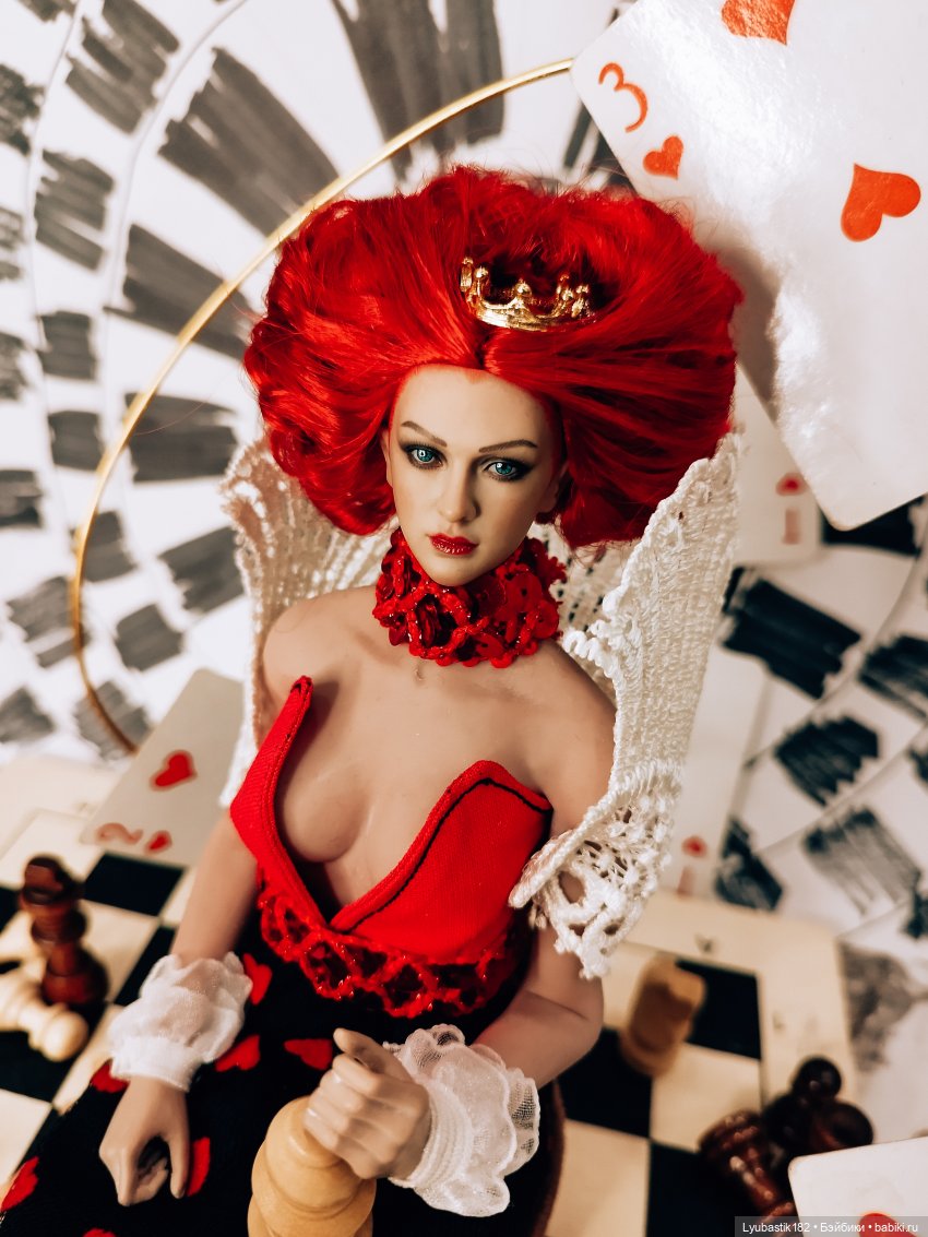 По следам Алисы — Коллекционные экшн