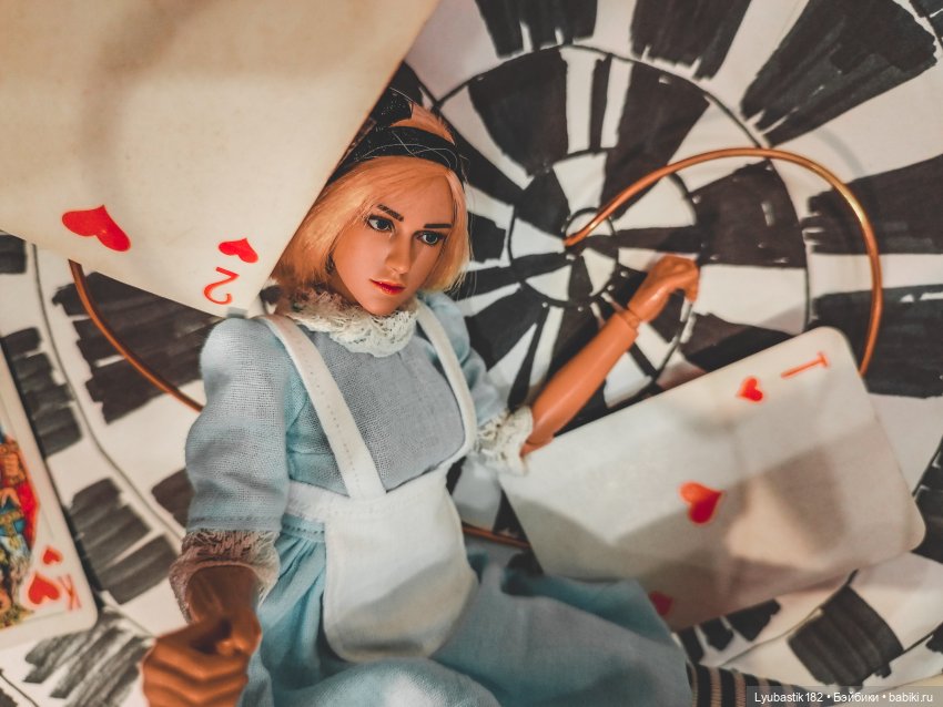По следам Алисы — Коллекционные экшн (фото 4)