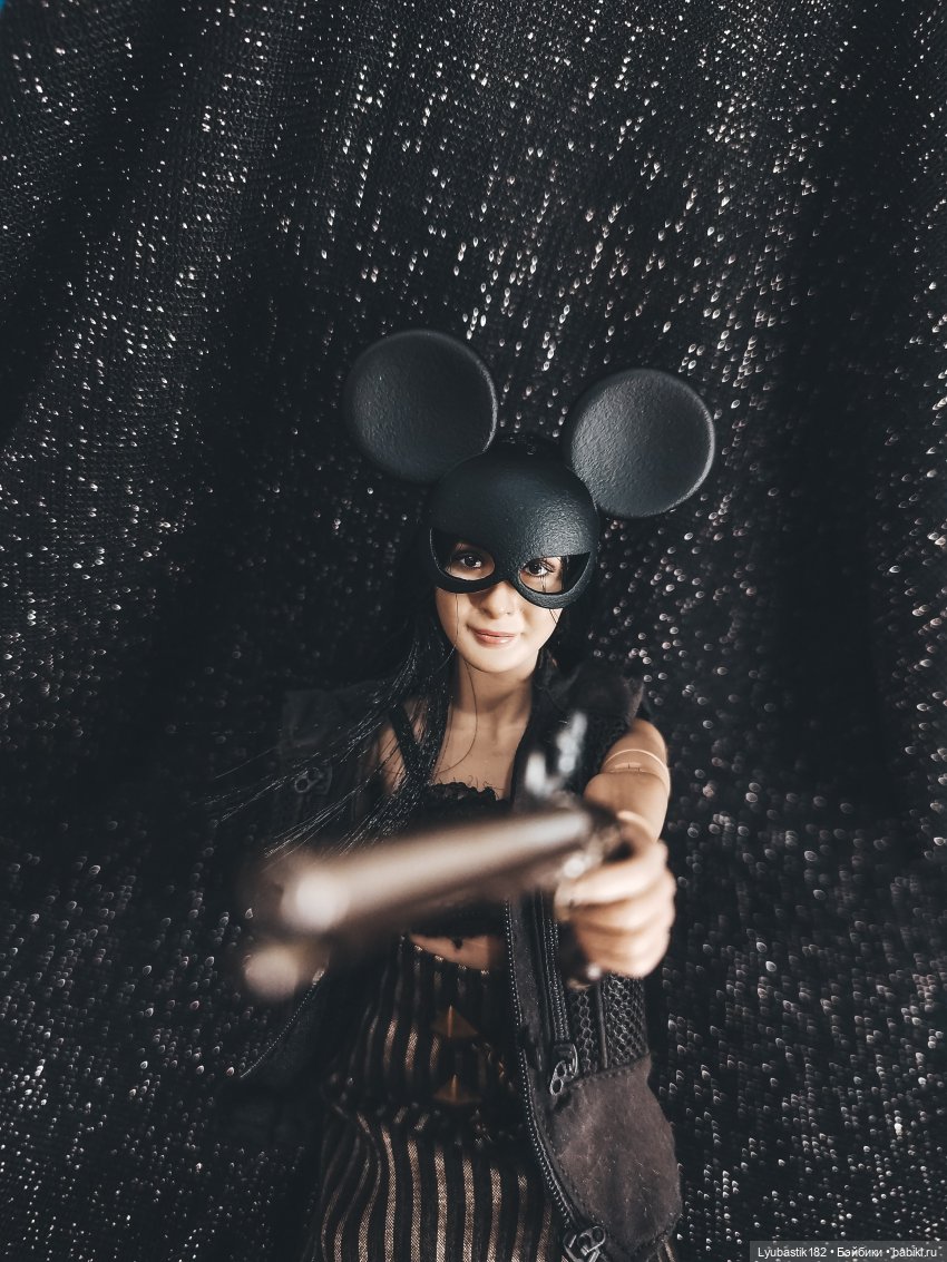 По следам Алисы — Коллекционные экшн