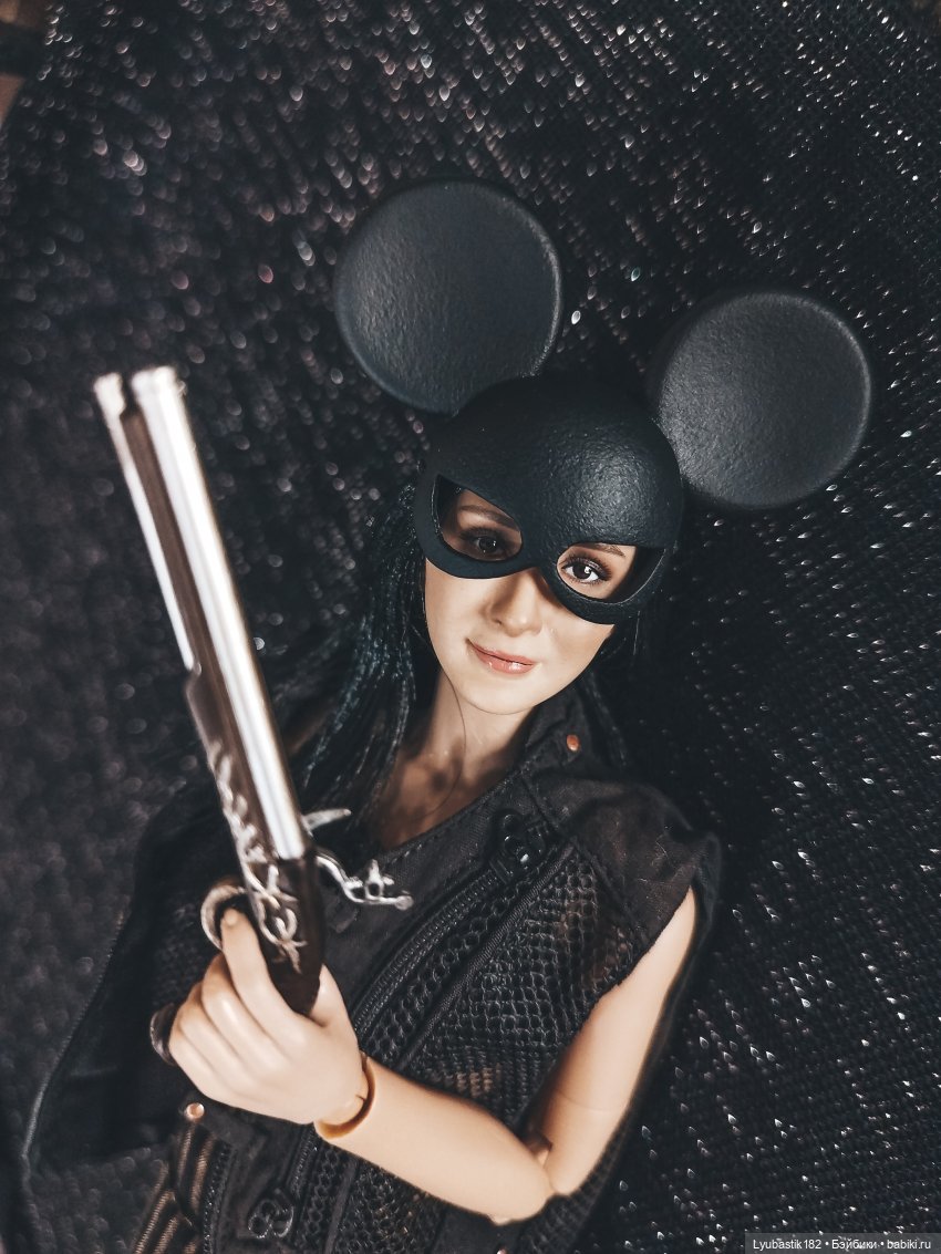 По следам Алисы — Коллекционные экшн