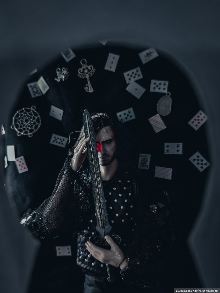 По следам Алисы — Коллекционные экшн