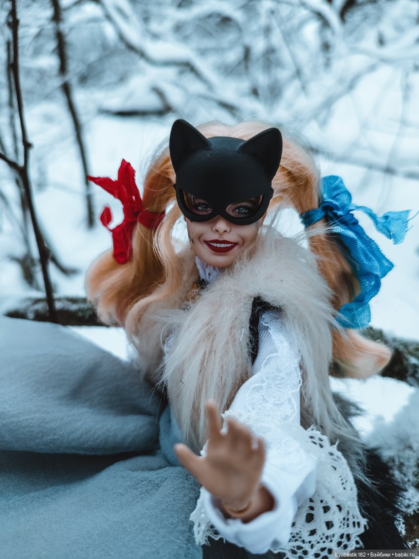 По следам Алисы — Коллекционные экшн