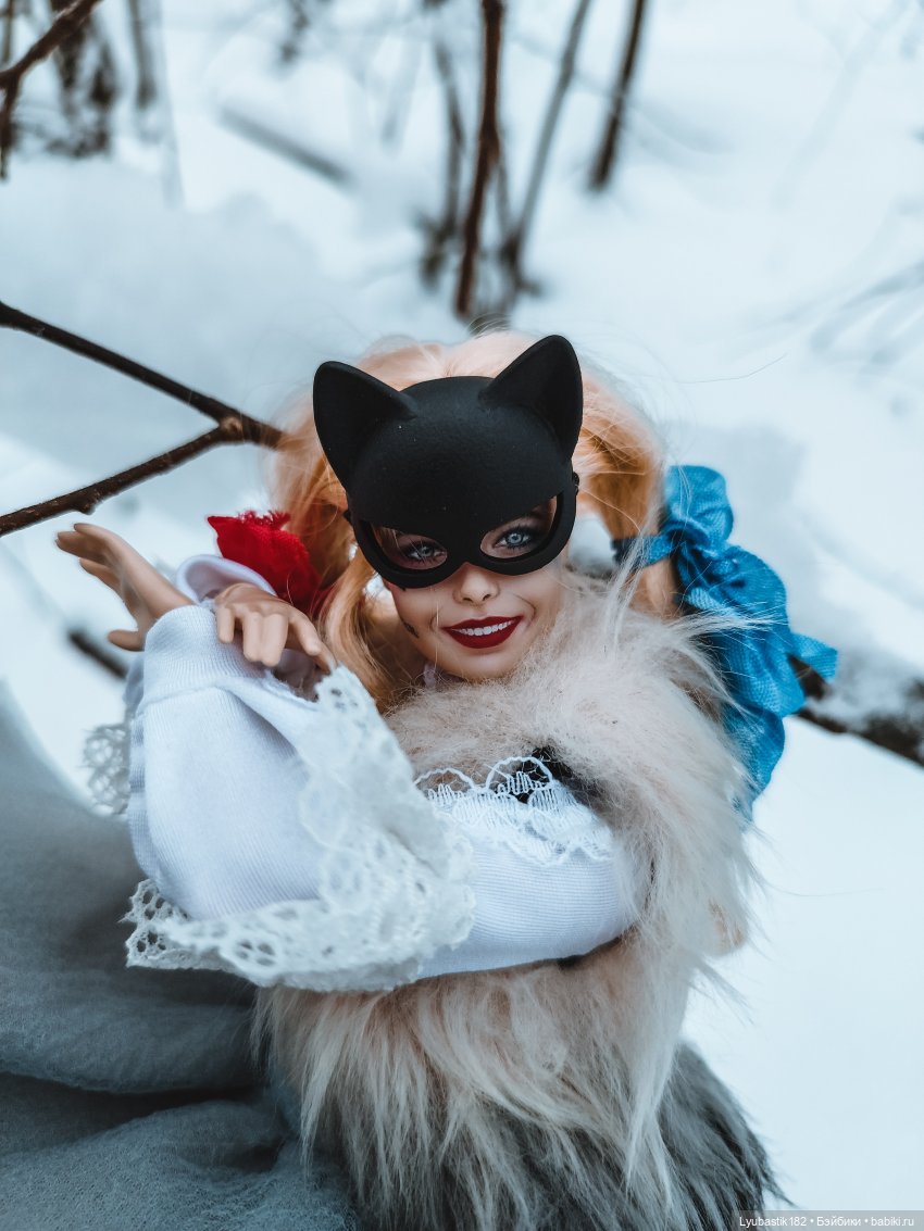 По следам Алисы — Коллекционные экшн