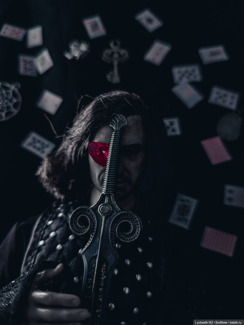 По следам Алисы — Коллекционные экшн