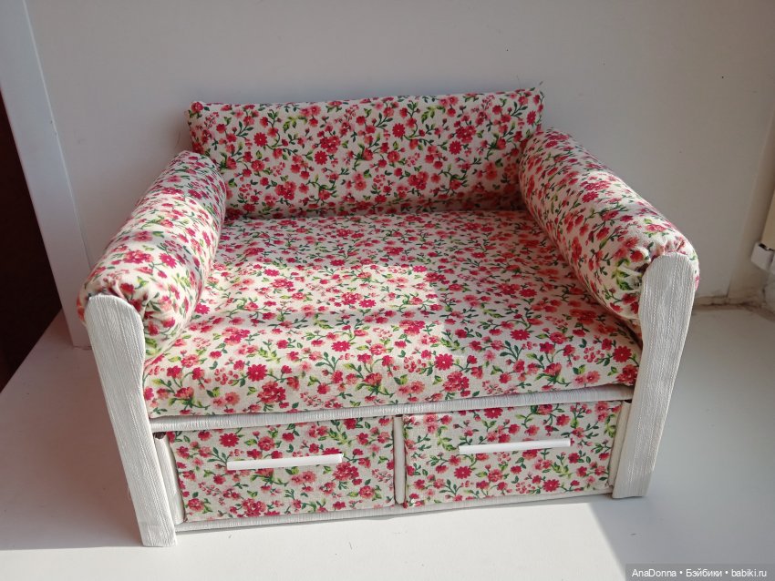 Диванчик для чтения — Кукольная мебель своими руками: МК (фото 10)
