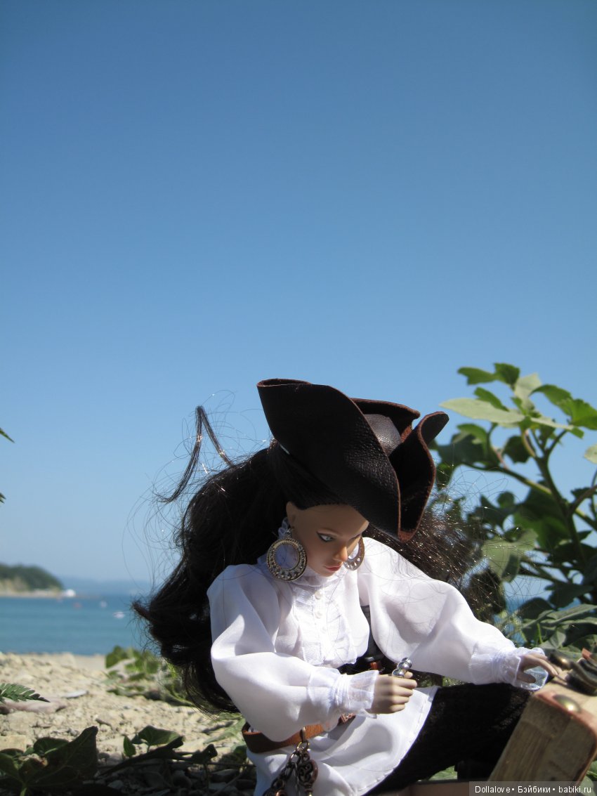 Пиратские будни Каролины — Гибриды шарнирных кукол (не БЖД): подбор тела (фото 9)