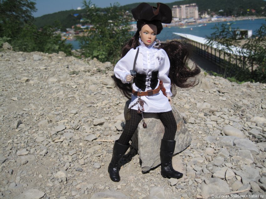 Пиратские будни Каролины — Гибриды шарнирных кукол (не БЖД): подбор тела (фото 6)