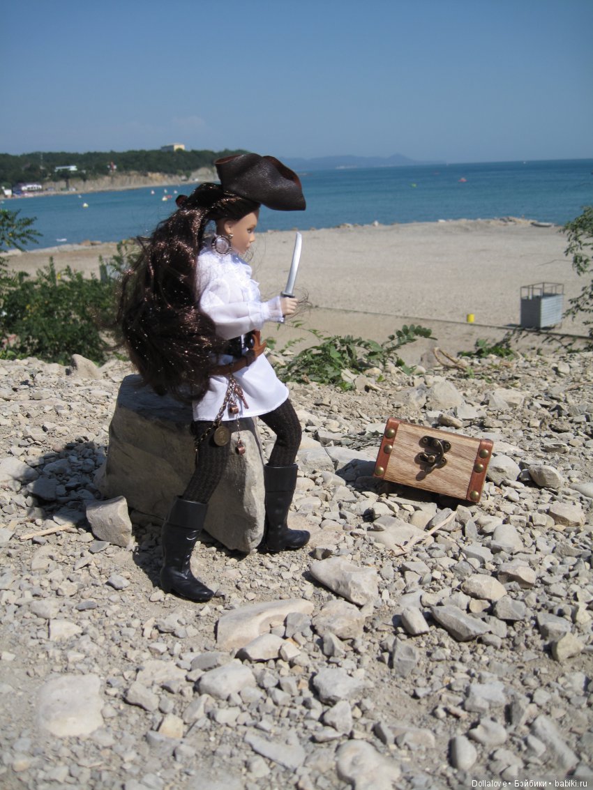 Пиратские будни Каролины — Гибриды шарнирных кукол (не БЖД): подбор тела (фото 7)