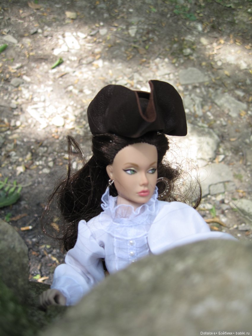 Пиратские будни Каролины — Гибриды шарнирных кукол (не БЖД): подбор тела (фото 2)