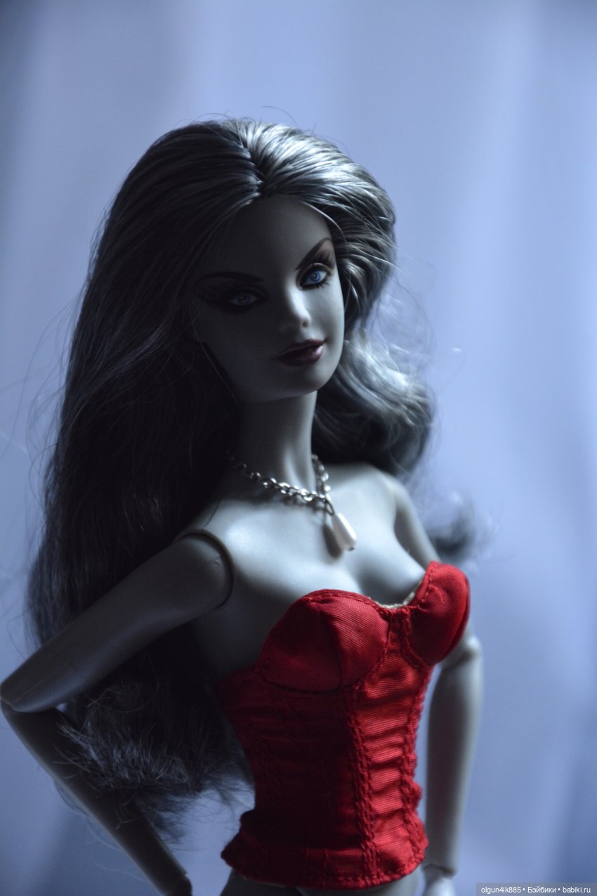 "Зеленая" коллекция в лицах. Часть 2. Вампиры, зомби, духи природы