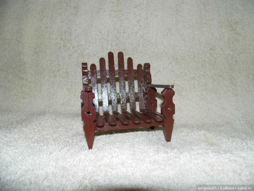 Кресла и стулья для кукол из прищепок и палочек от мороженого