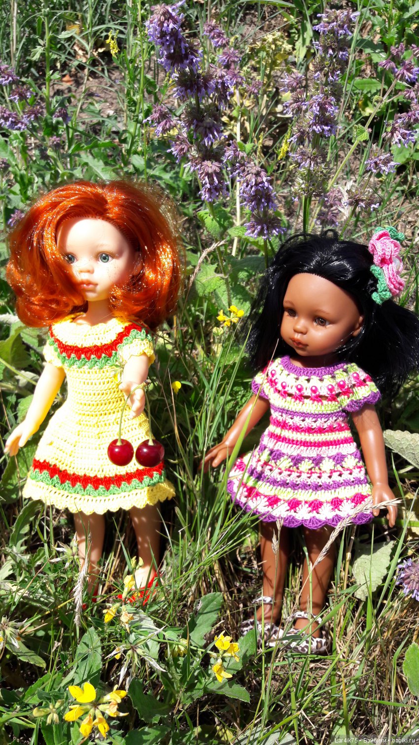 Кристи и Нора Паола Рейна