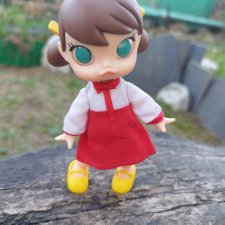 Clara Molly от Popmart