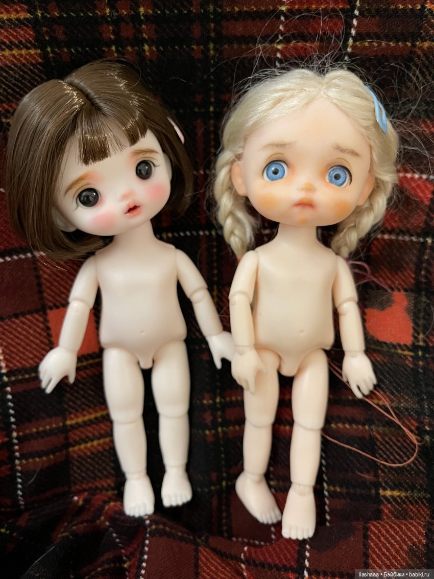 Да, и глаза у блондинки из пластика, не очень качественные, заказала ей другие . Волосы я ей приклеила из шерсти козы.