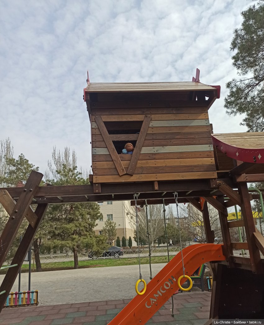 Первая прогулка — Куклы Ruby Red (Руби Ред) Fashion Friends: Siblies