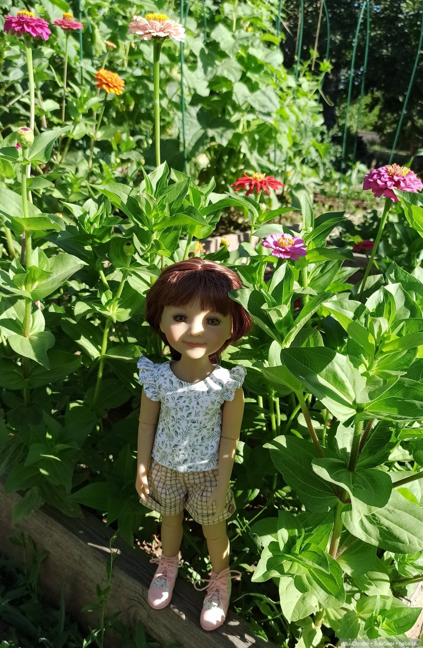 Лето 2024 и Белка — Куклы Ruby Red (Руби Ред) Fashion Friends: Siblies (фото 6)