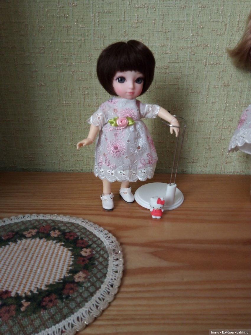 Кружевное платье для моей любимицы (фото 3)