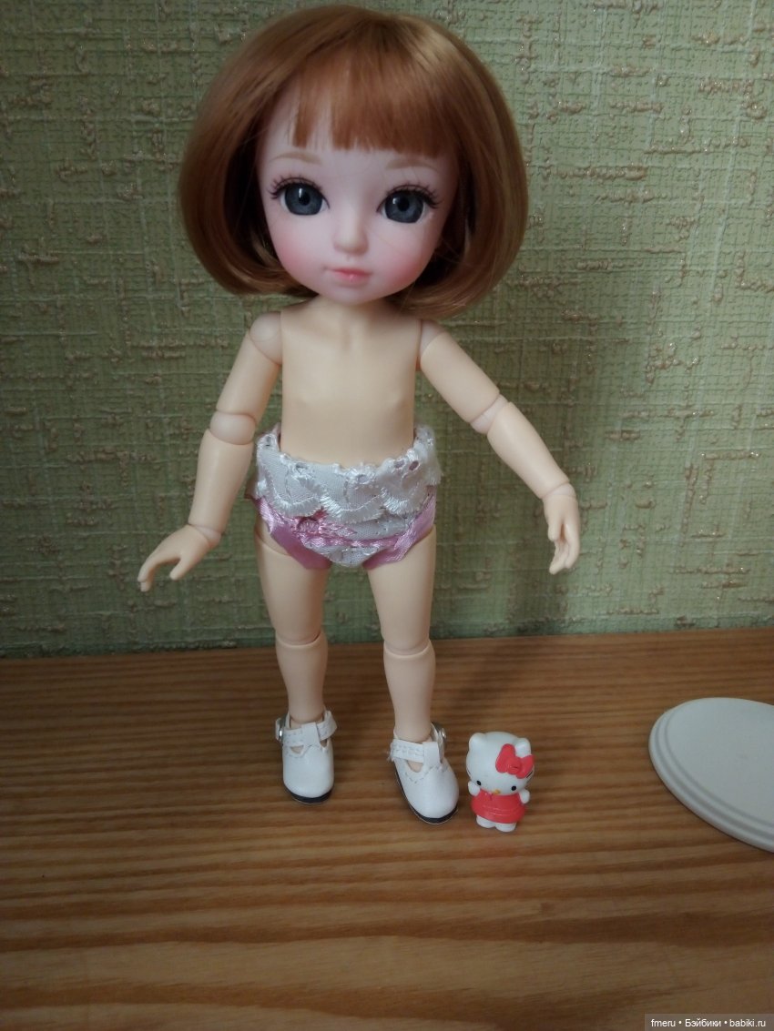 Кружевное платье для моей любимицы (фото 9)