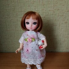 Кружевное платье для моей  любимицы